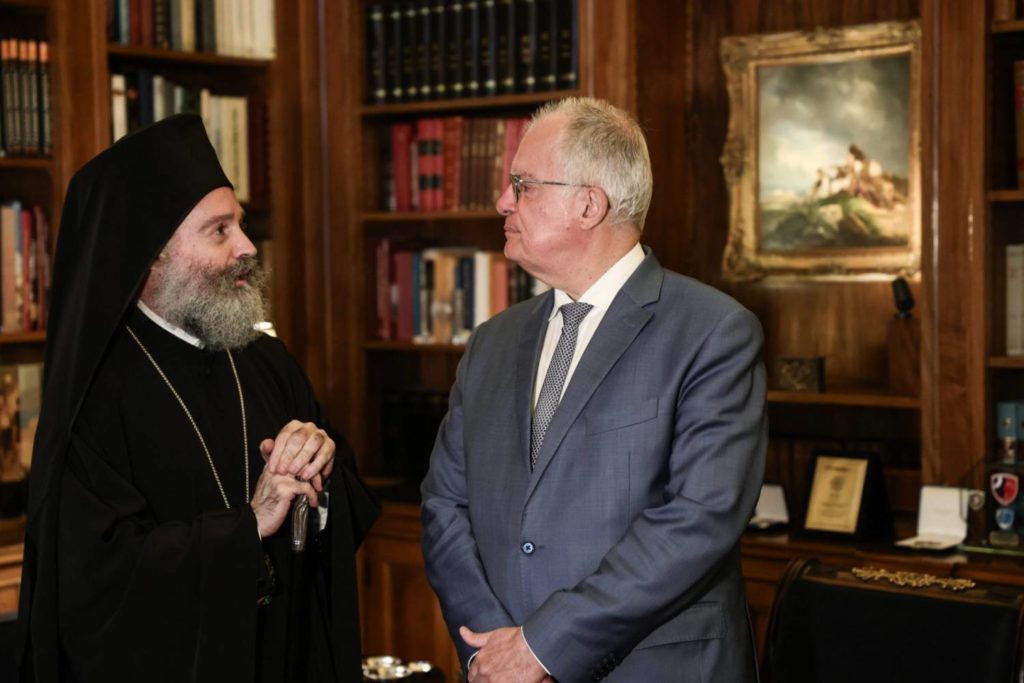 Archbishop Makarios of Australia Meets with the President of the Hellenic Republic