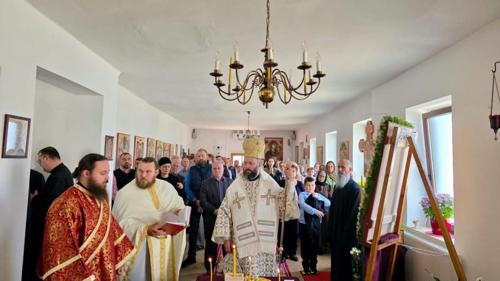Ο Μητροπολίτης Αυστρίας στην πανηγυρίζουσα Ενορία Αγίας Παρασκευής της Επιβατηνής στο Wiener Neustadt