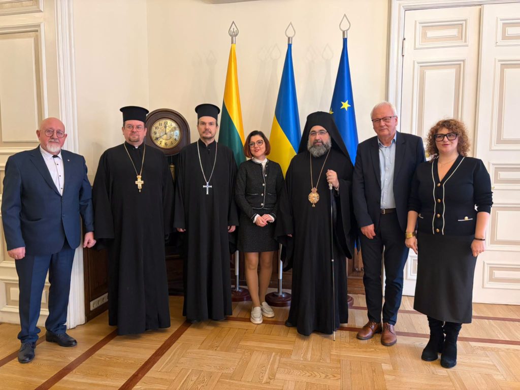 Ο Επίσκοπος Ταμισού συζήτησε με εκπροσώπους του Υπουργείου Πολιτισμού τα σχέδια ανέγερσης νέων ιερών χώρων