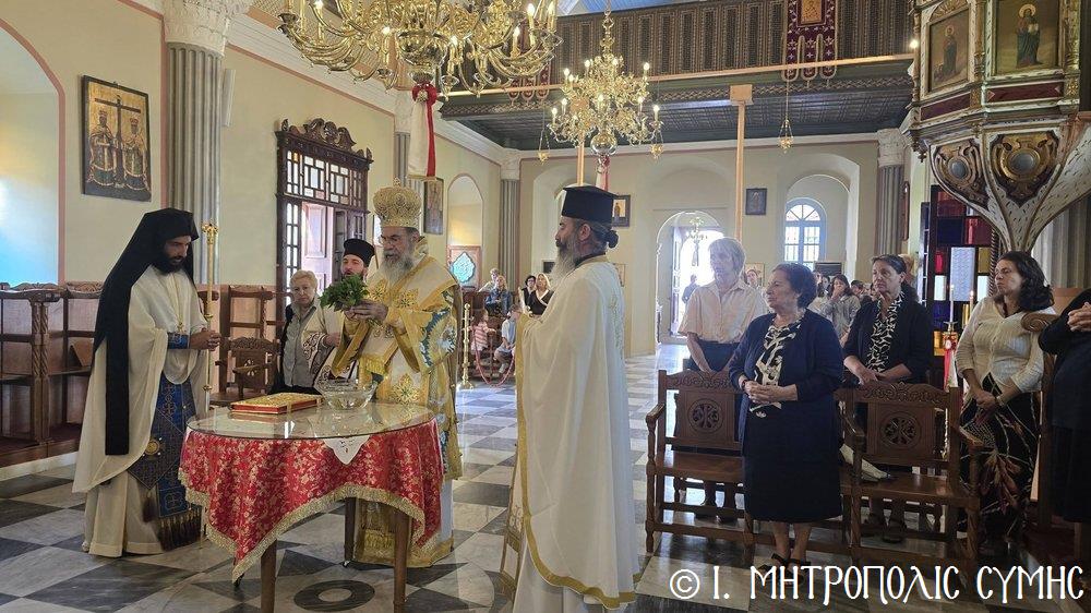 Αρχιερατική Θεία Λειτουργίας στον Άγιο Ελευθέριο Σύμης και έναρξη της κατηχητικής χρονιάς