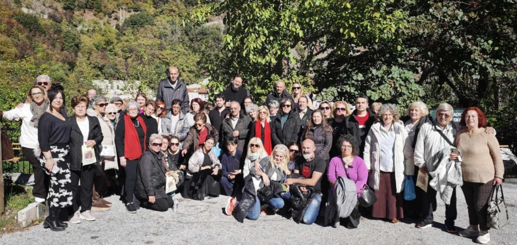 Διήμερη εκδρομή στο Καρπενήσι και τον Νομό Φθιώτιδας πραγματοποίησε ο Ι.Ν. Αγίου Στεφάνου Πτολεμαΐδας