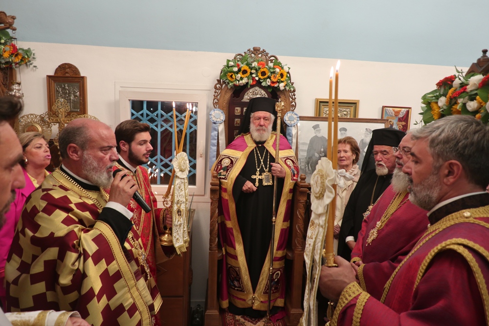 Η ιερά μνήμη των Αγίων Κυπριανού και Ιουστίνης τιμήθηκε στη Μύκονο