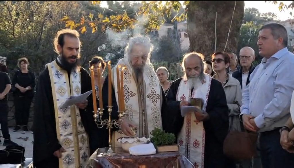Θυρανοίξια Ιερού Παρεκλησίου του Οσίου Εφραίμ του Νέου στην Οκτωνιά Αυλωναρίου