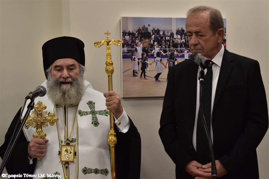 Κοντά στον ασθενή Δήμαρχο Μάνης ο Μητροπολίτης Χρυσόστομος