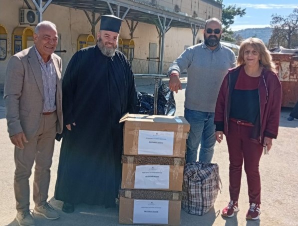 Η Ιερά Μητρόπολη Χίου προσέφερε είδη ένδυσης και υπόδησης στην Κλειστή Ελεγχόμενη Δομή Χίου