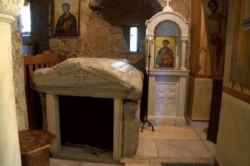 H Pemptousia TV στον τάφο του Αγίου Λουκά και στο προσκύνημά του στη Θήβα