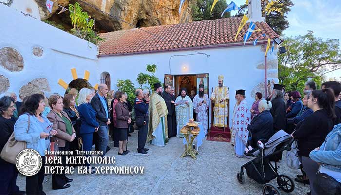 Ο Μητροπολίτης Πέτρας στο Αζωγυρέ για την εορτή των Οσίων 99 Πατέρων