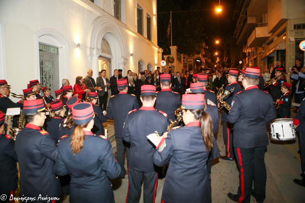 Λαοπλημμύρα αγάπης στο «Δεσποτικό» της Λαμίας