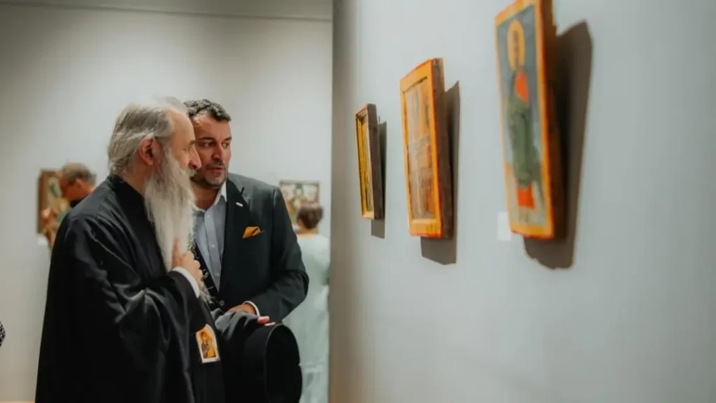 Mitropolitul Teofan a participat la vernisajul unei expoziții cu icoane vechi