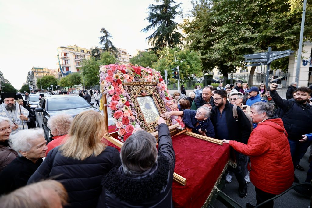 Η Ιερά Εικόνα της Παναγίας Χοζοβιώτισσας στη Θεσσαλονίκη για την εορτή του Αγίου Δημητρίου (ΦΩΤΟ)