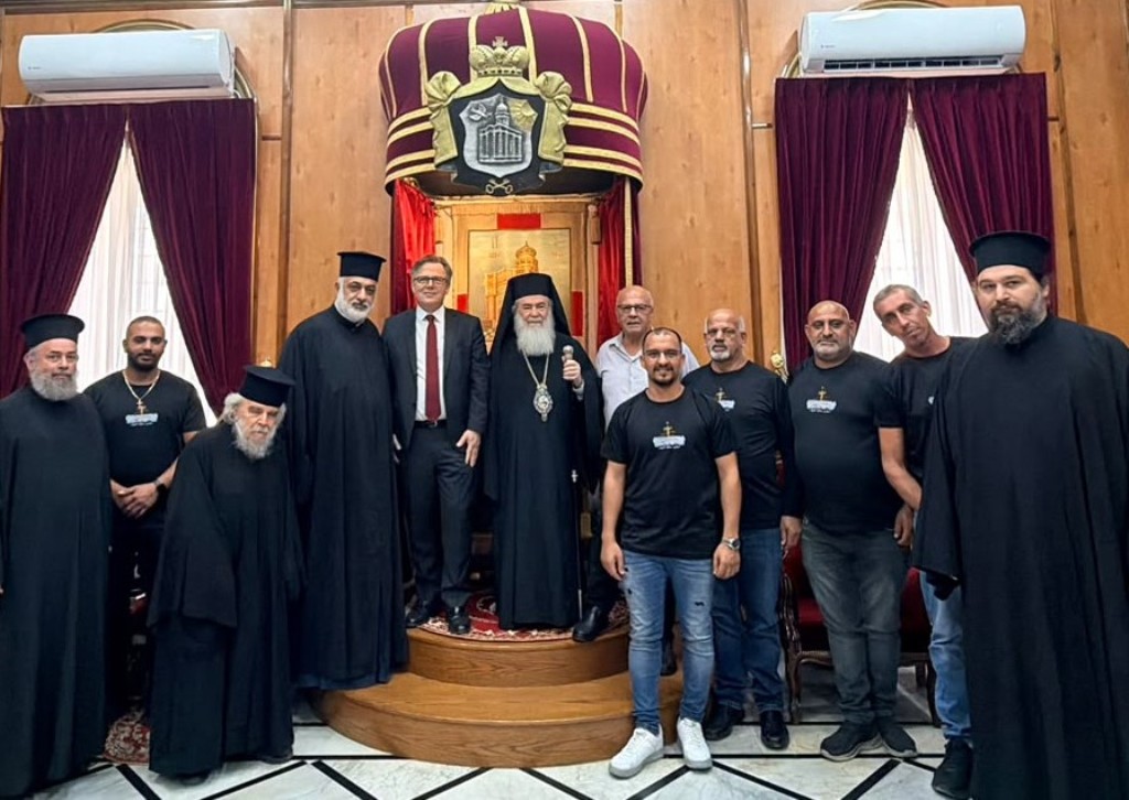 Ιεροσολύμων Θεόφιλος: Στις 25 Δεκεμβρίου εορτάζουμε κοινωνικώς, αλλά όχι και λειτουργικώς τα Χριστούγεννα