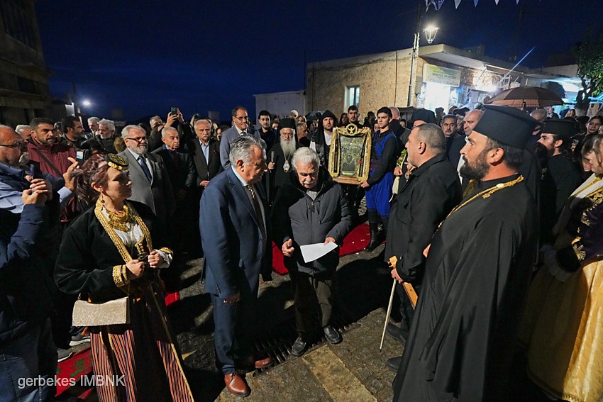 Υποδοχή της ιεράς εικόνος της Παναγίας Σουμελά και λειψάνων του Αγίου Δημητρίου στα Ανώγεια