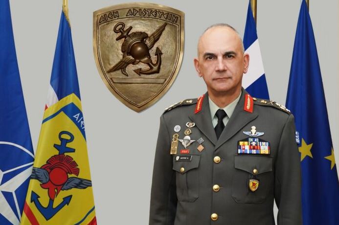 Αρχηγός ΓΕΕΘΑ: “Η επίκληση της Παναγίας συντρόφευε τους μαχητές στις πιο δύσκολες ώρες”