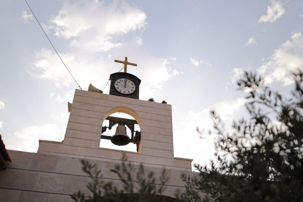 Η Βουλή των Ελλήνων καταδικάζει την τρομοκρατική επίθεση στην ελληνορθόδοξη εκκλησία στην Ιορδανία