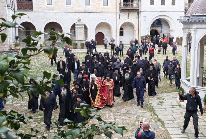 Тържествено посрещане на Българския патриарх Даниил в Зографската света обител