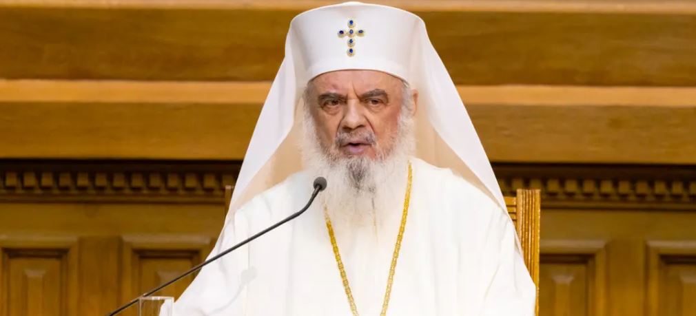 Patriarhul Daniel la deschiderea Simpozionului internațional de Teologie: Familia, locul în care se învață virtuțile creștine